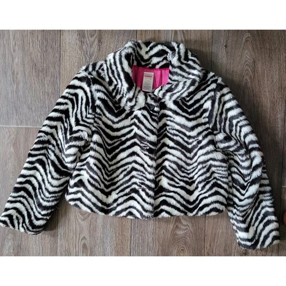 Gymboree Other - Girls Faux Fur coat